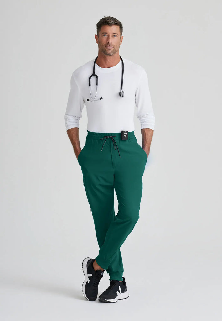 Barco Scrubs Men's Vortex Jogger Hunter Green | scrub-supply.com