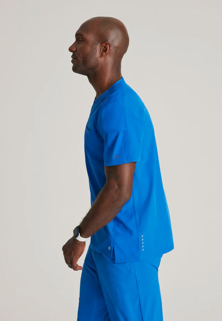 Barco Scrubs Men's Velocity Top New Royal | scrub-supply.com