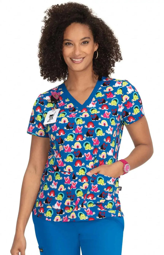 Koi Scrubs Lulu Top Turtle Sunset | scrub-supply.com