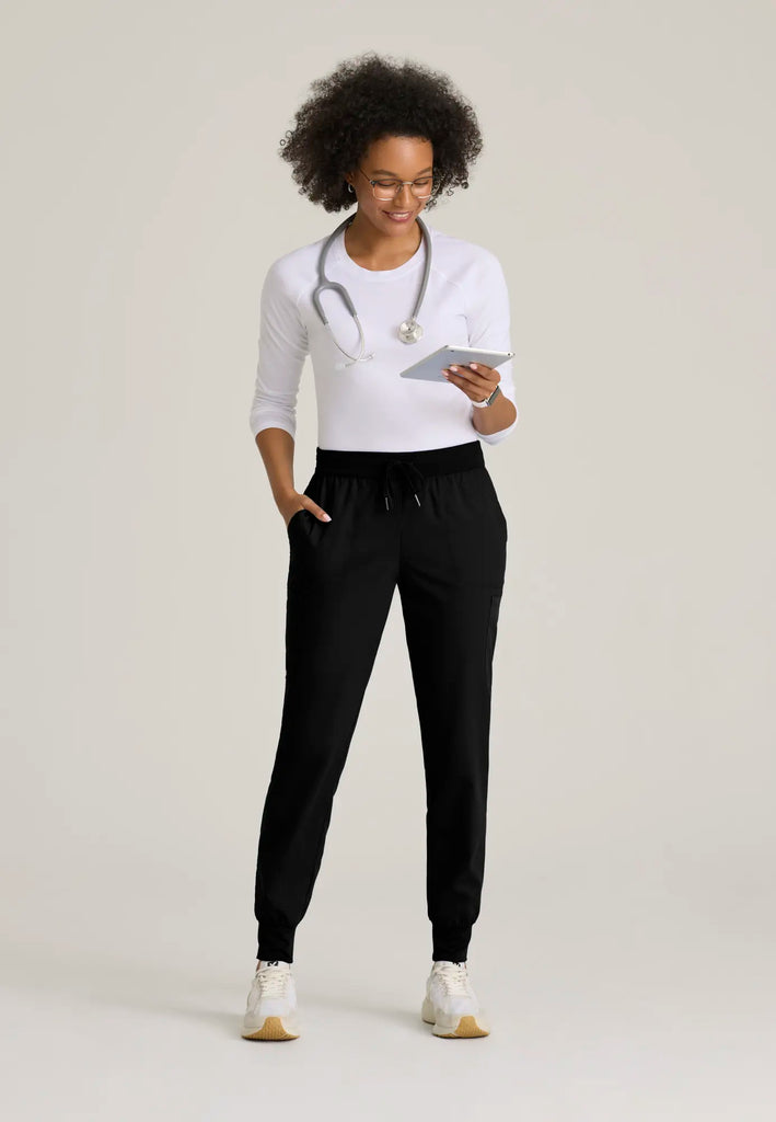 Barco Scrubs Women's Finley Jogger Black | scrub-supply.com