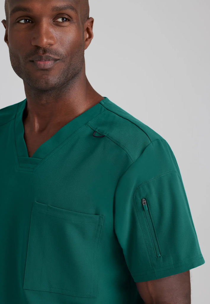 Barco Scrubs Men's Murphy Top Hunter Green | scrub-supply.com