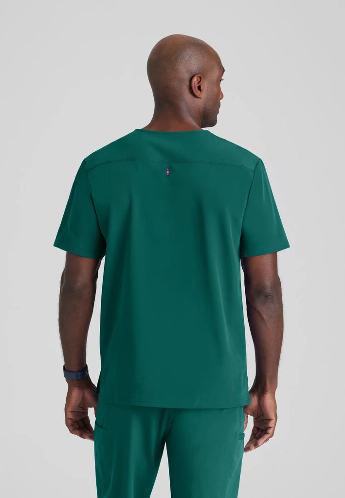 Barco Scrubs Men's Murphy Top Hunter Green | scrub-supply.com