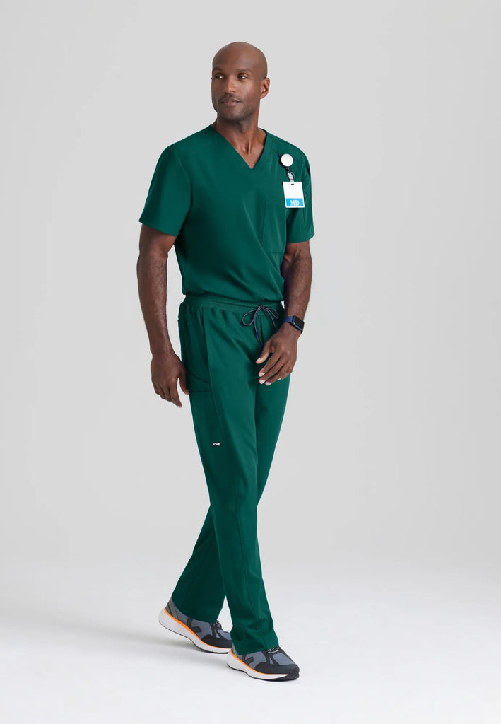 Barco Scrubs Men's Murphy Top Hunter Green | scrub-supply.com