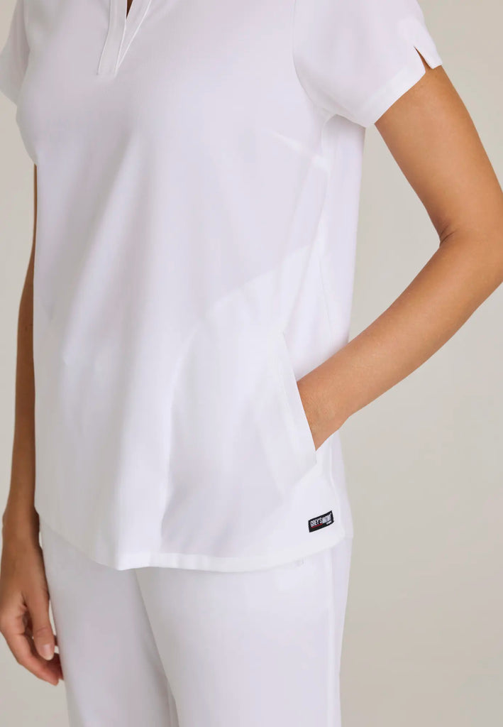 Grey's Anatomy by Barco Scrubs Women's Avery Print Top White | scrub-supply.com
