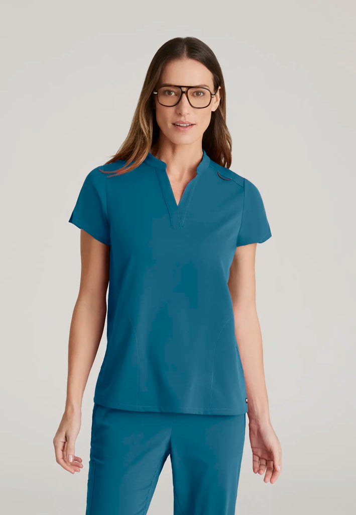 Barco Scrubs Women's Avery Print Top Bahama | scrub-supply.com