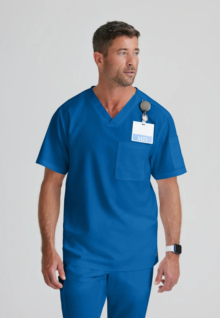 Barco Scrubs Men's Evan Top New Royal | scrub-supply.com