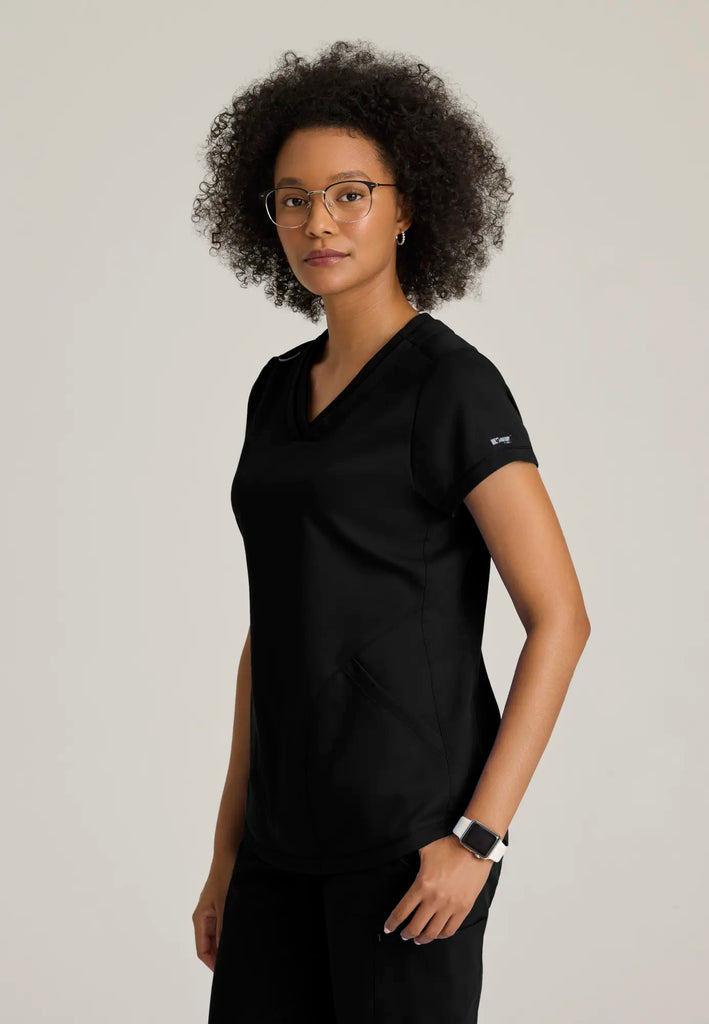 Barco Scrubs Women's Evelyn Top Black | scrub-supply.com