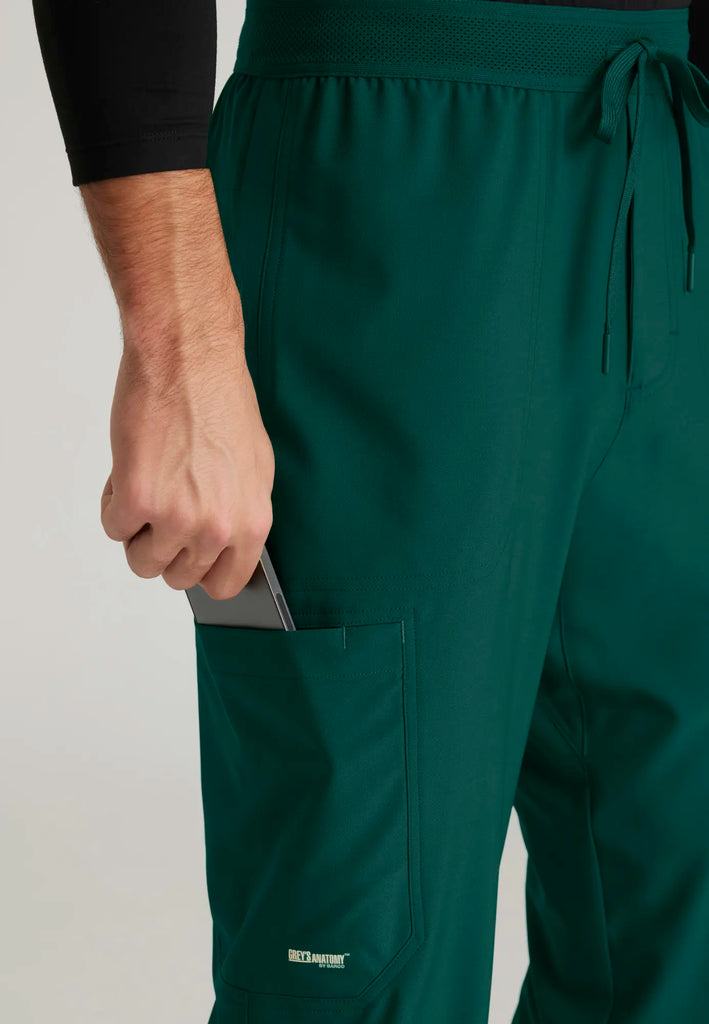 Barco Scrubs Men's Highland Pant Hunter Green | scrub-supply.com