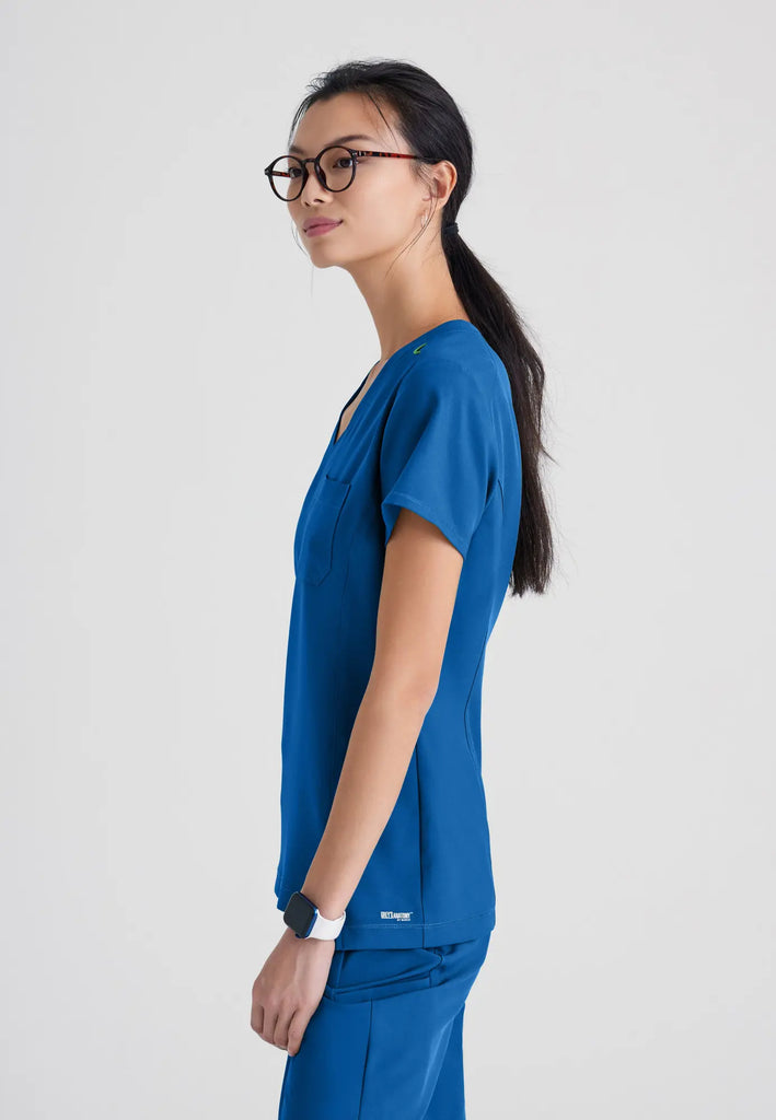 Barco Scrubs Women's Sway Tuck-In Top New Royal | scrub-supply.com