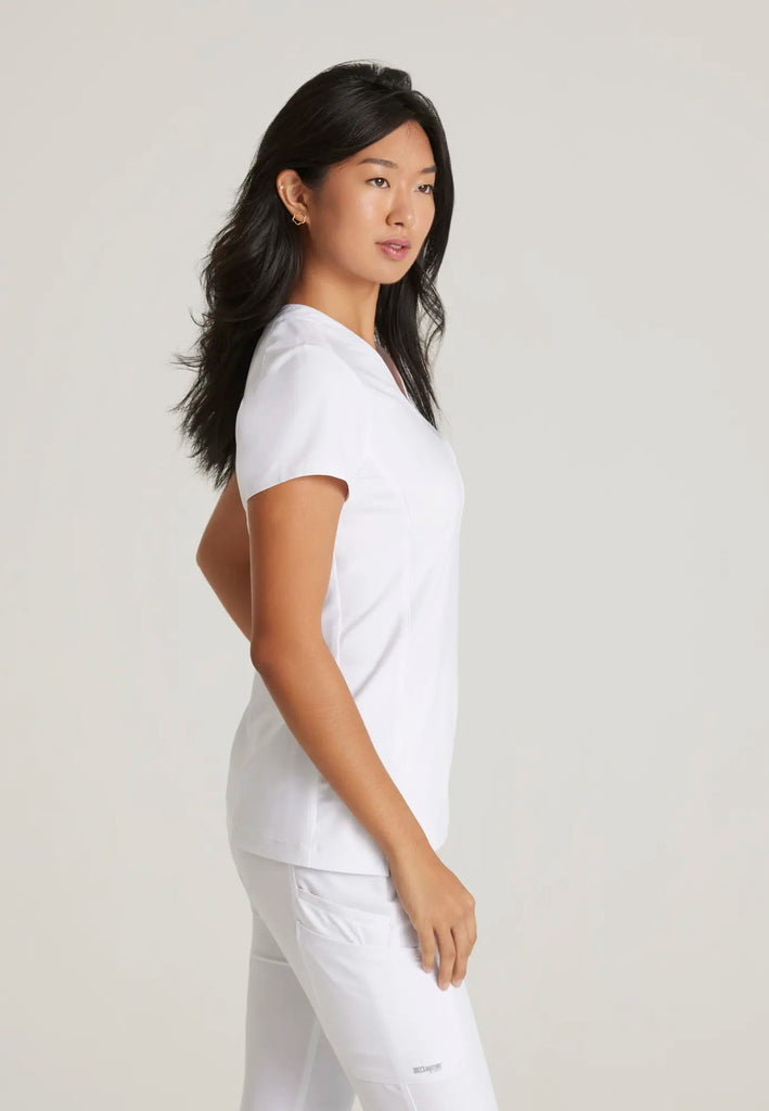 Barco Scrubs Women's Sway Tuck-In Top White | scrub-supply.com