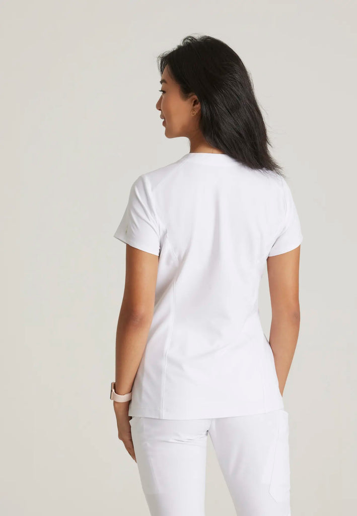 Barco Scrubs Women's Sway Tuck-In Top White | scrub-supply.com