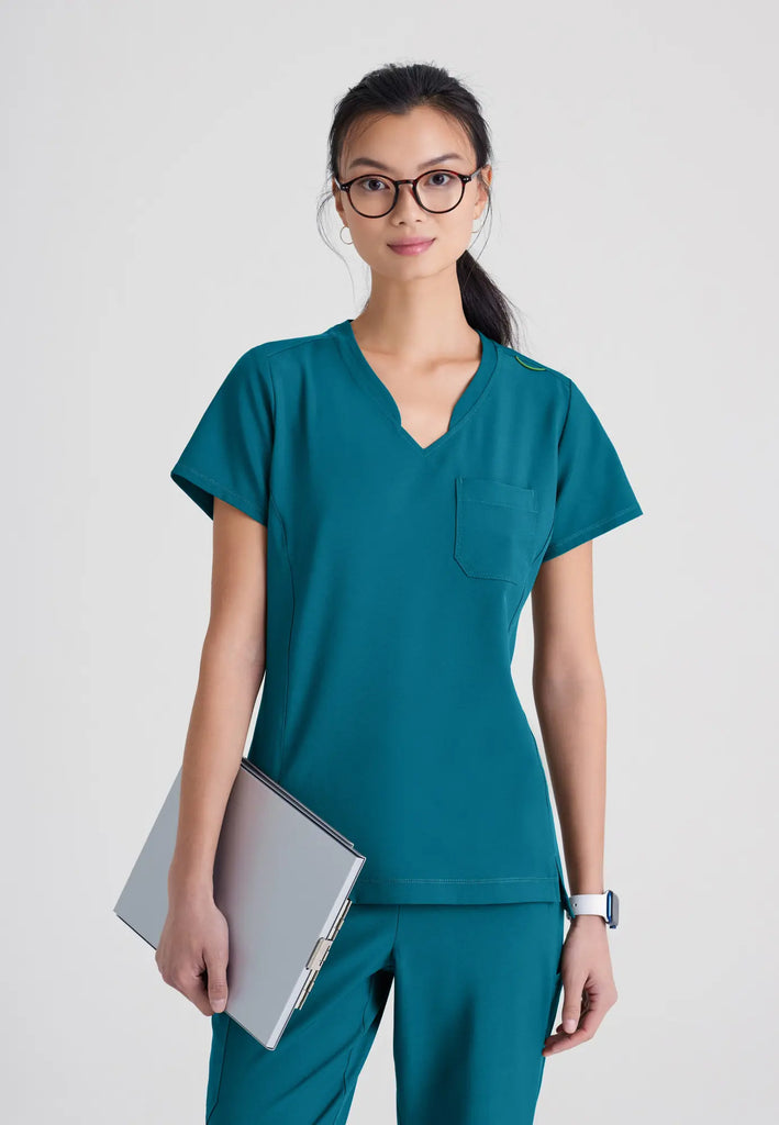 Barco Scrubs Women's Sway Tuck-In Top Bahama | scrub-supply.com