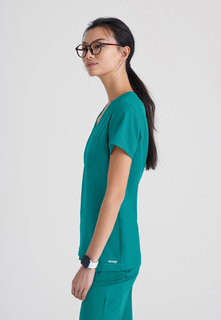 Barco Scrubs Women's Sway Tuck-In Top Teal | scrub-supply.com