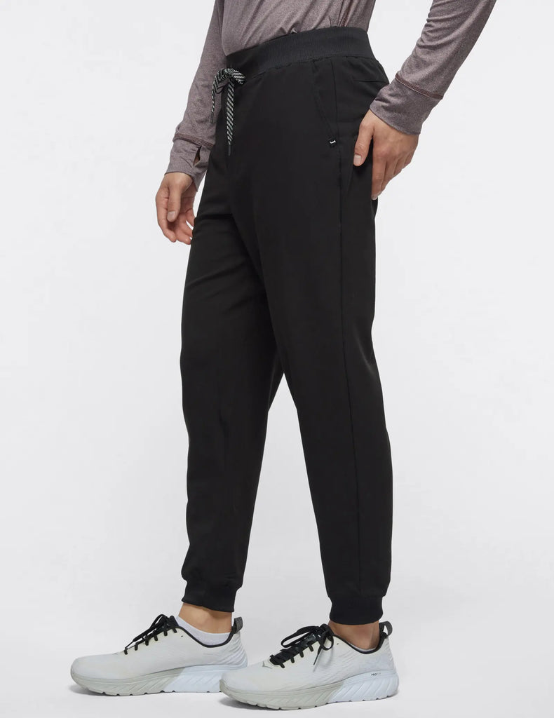 Jaanuu Scrubs Men's Momentum 2-in-1 Scrub Jogger Black | scrub-supply.com