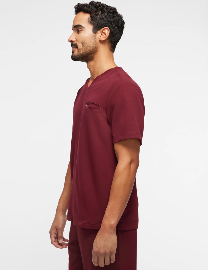 Jaanuu Scrubs Men's 4-Pocket V-Neck Scrub Top Wine | scrub-supply.com