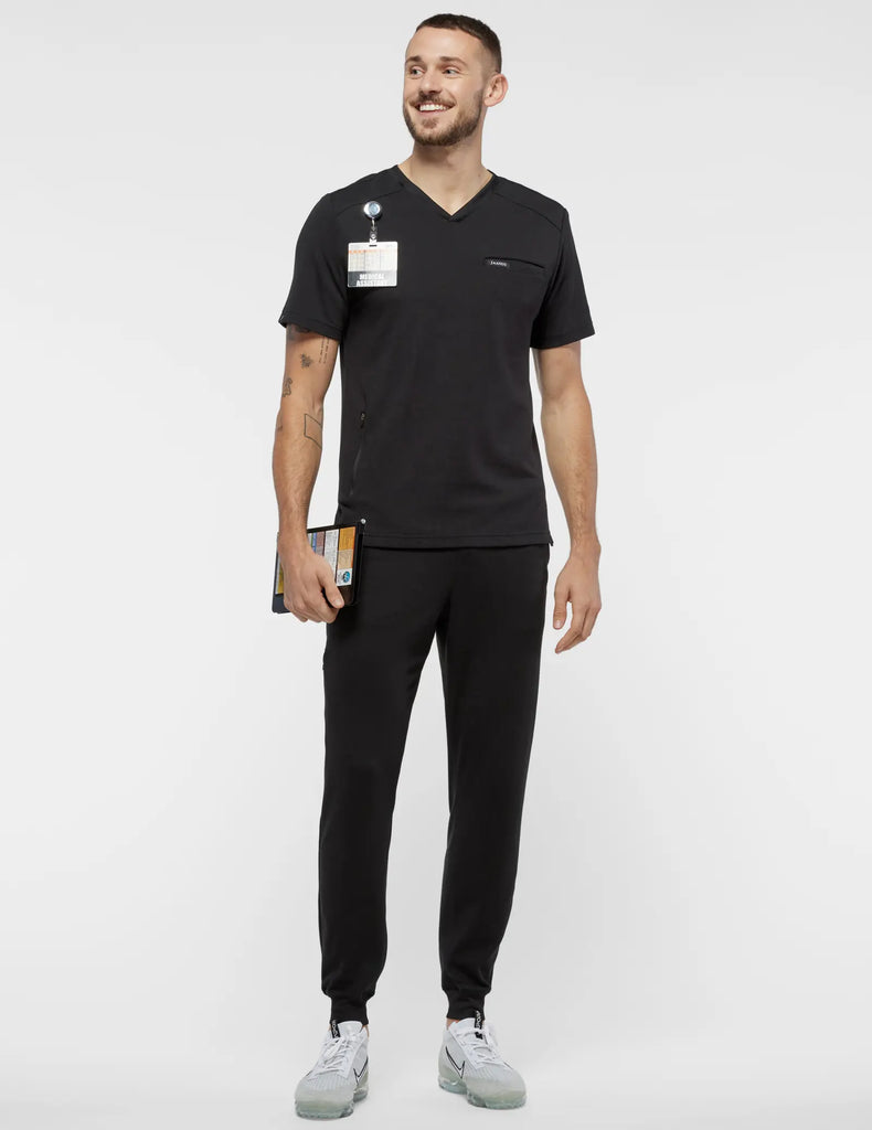 Jaanuu Scrubs Men's Evolve Side-Zip Scrub Top Black | scrub-supply.com