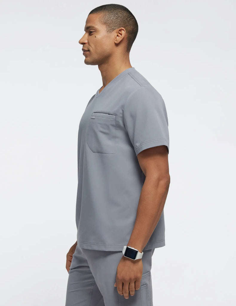 Jaanuu Scrubs Men's 2-Pocket Tuck-In Scrub Top Gray | scrub-supply.com