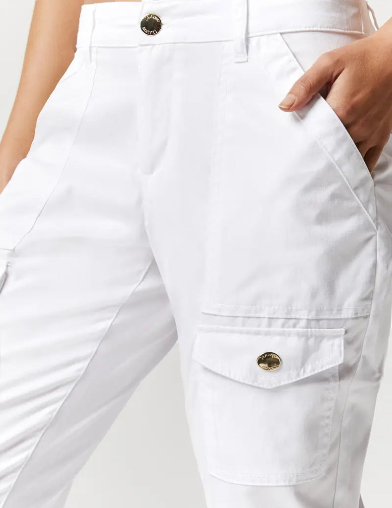 Jaanuu Scrubs Women's Skinny Cargo Pant White | scrub-supply.com