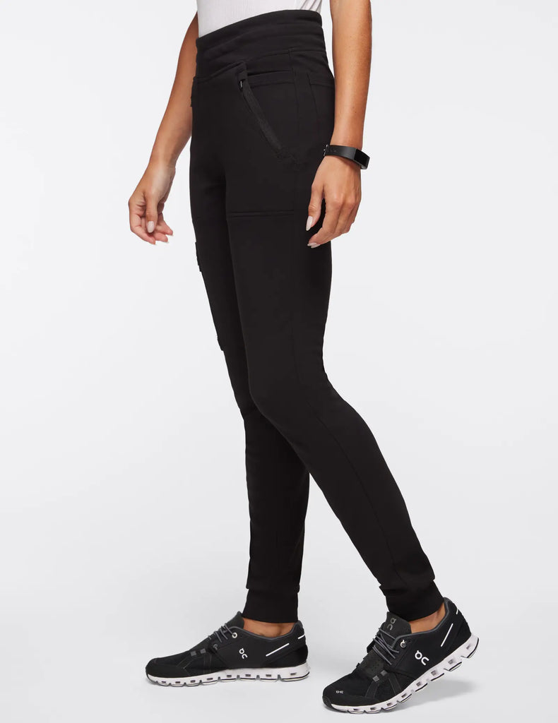 Jaanuu Scrubs Women's 10-Pocket Scrub Jogger Black | scrub-supply.com