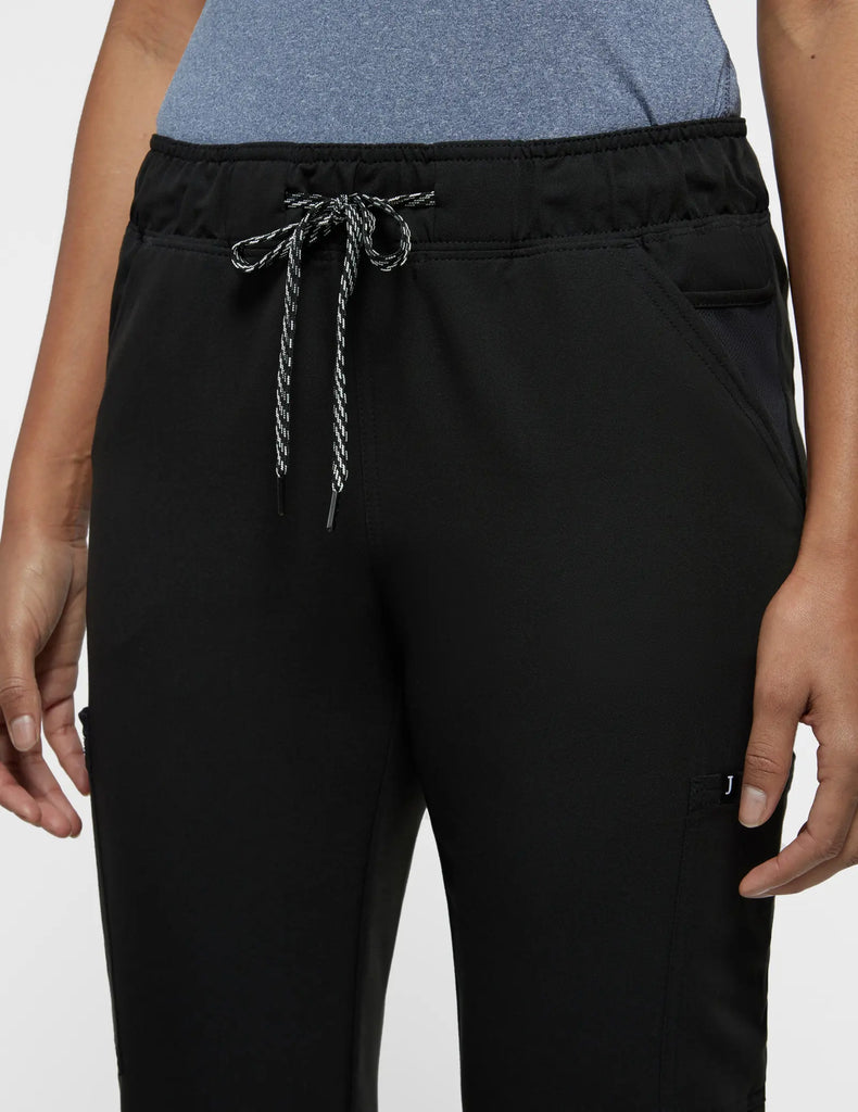 Jaanuu Scrubs Women's Mesh-Enhanced Scrub Jogger Black | scrub-supply.com