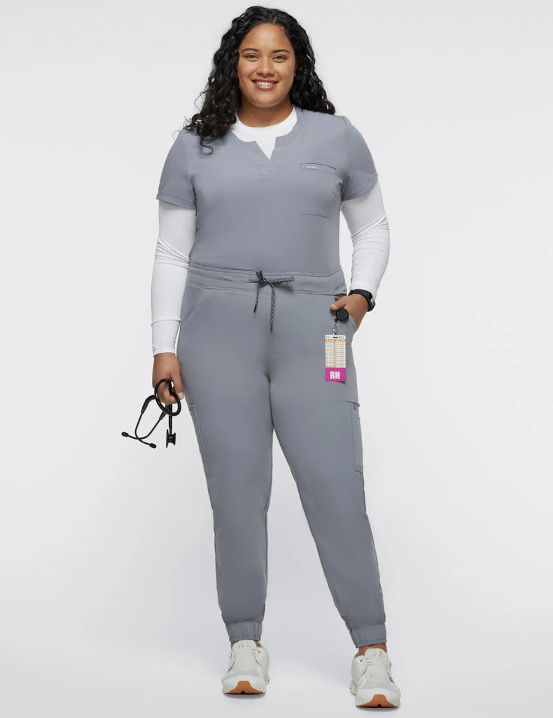 Jaanuu Scrubs Women's Mesh-Enhanced Scrub Jogger Gray | scrub-supply.com