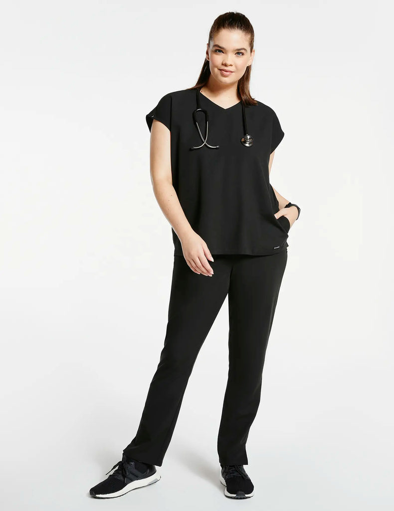 Jaanuu Scrubs Women's Classic Scrub Pant Black | scrub-supply.com