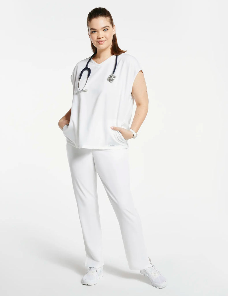 Jaanuu Scrubs Women's Classic Scrub Pant White | scrub-supply.com