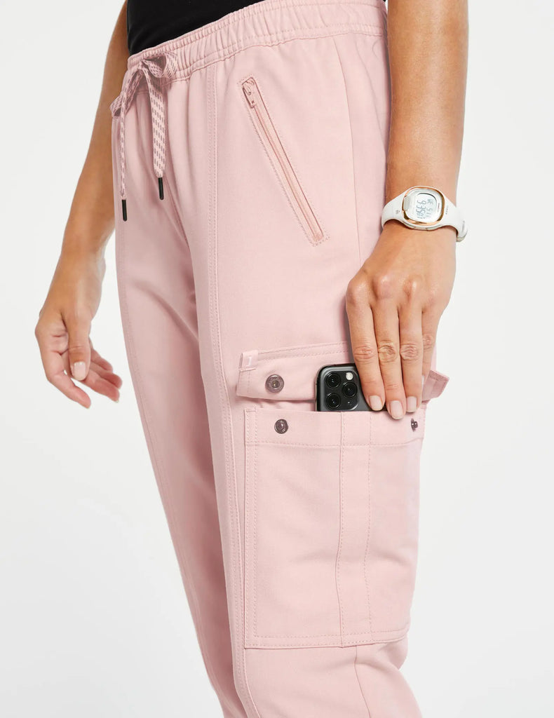 Jaanuu Scrubs Women's Essential Scrub Jogger Blushing Pink | scrub-supply.com