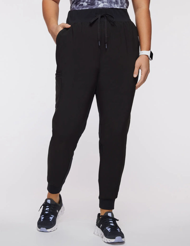 Jaanuu Scrubs Women's All-Day Performance Scrub Jogger Black | scrub-supply.com