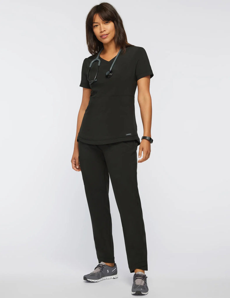 Jaanuu Scrubs Women's All-Day Performance Scrub Pant Black | scrub-supply.com