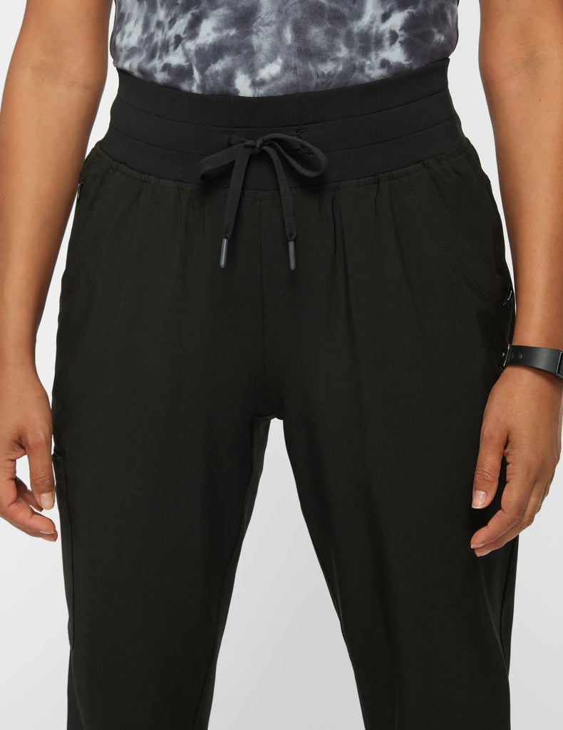 Jaanuu Scrubs Women's All-Day Performance Scrub Pant Black | scrub-supply.com