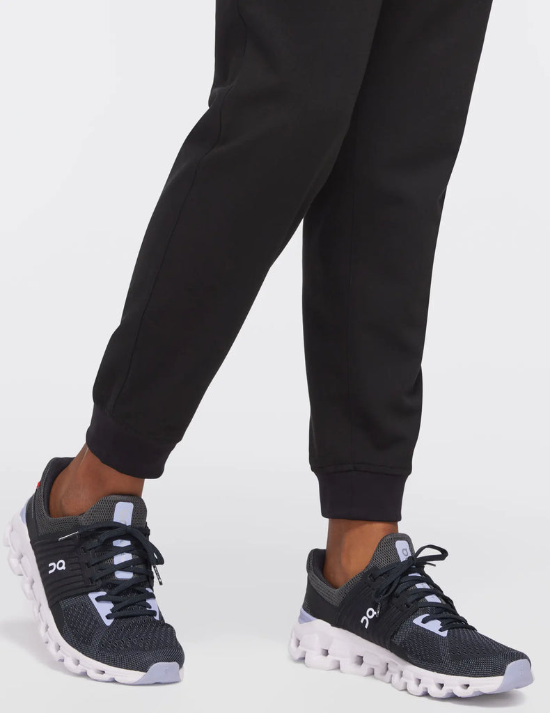 Jaanuu Scrubs Women's 5-Pocket Classic Scrub Jogger Black | scrub-supply.com