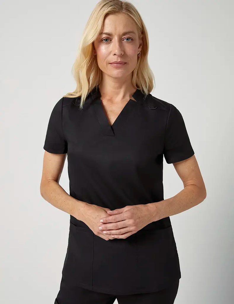 Jaanuu Scrubs Women's Relaxed V-Neck Top Black | scrub-supply.com