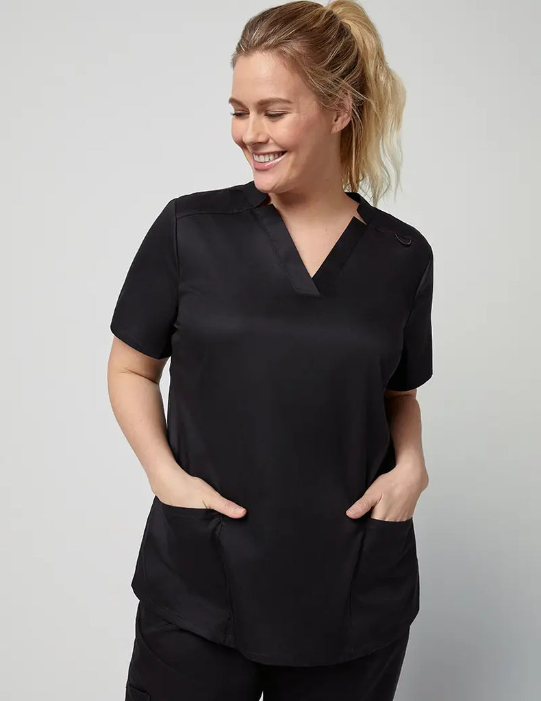 Jaanuu Scrubs Women's Relaxed V-Neck Top Black | scrub-supply.com