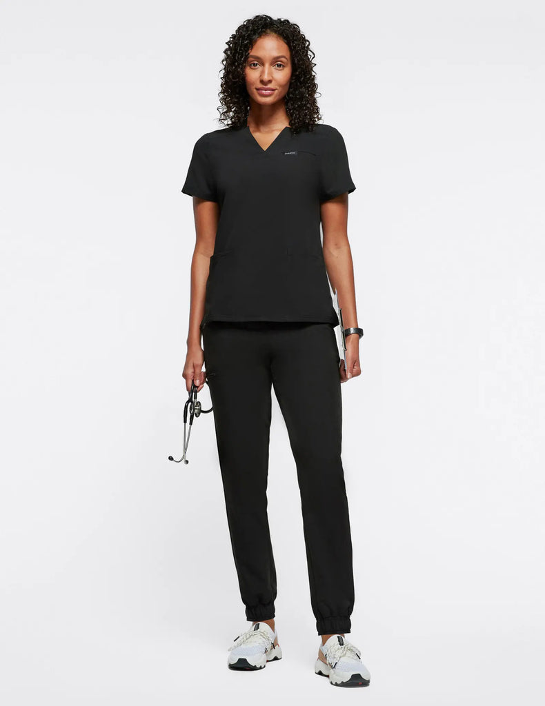 Jaanuu Scrubs Women's 3-Pocket Scrub Top Black | scrub-supply.com