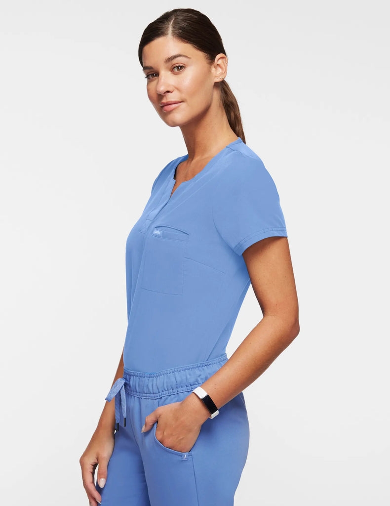 Jaanuu Scrubs Women's 1-Pocket Tuck-In Scrub Top Ceil Blue | scrub-supply.com