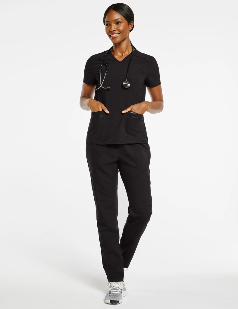 Jaanuu Scrubs Women's 4-Pocket D-Ring Top Black | scrub-supply.com