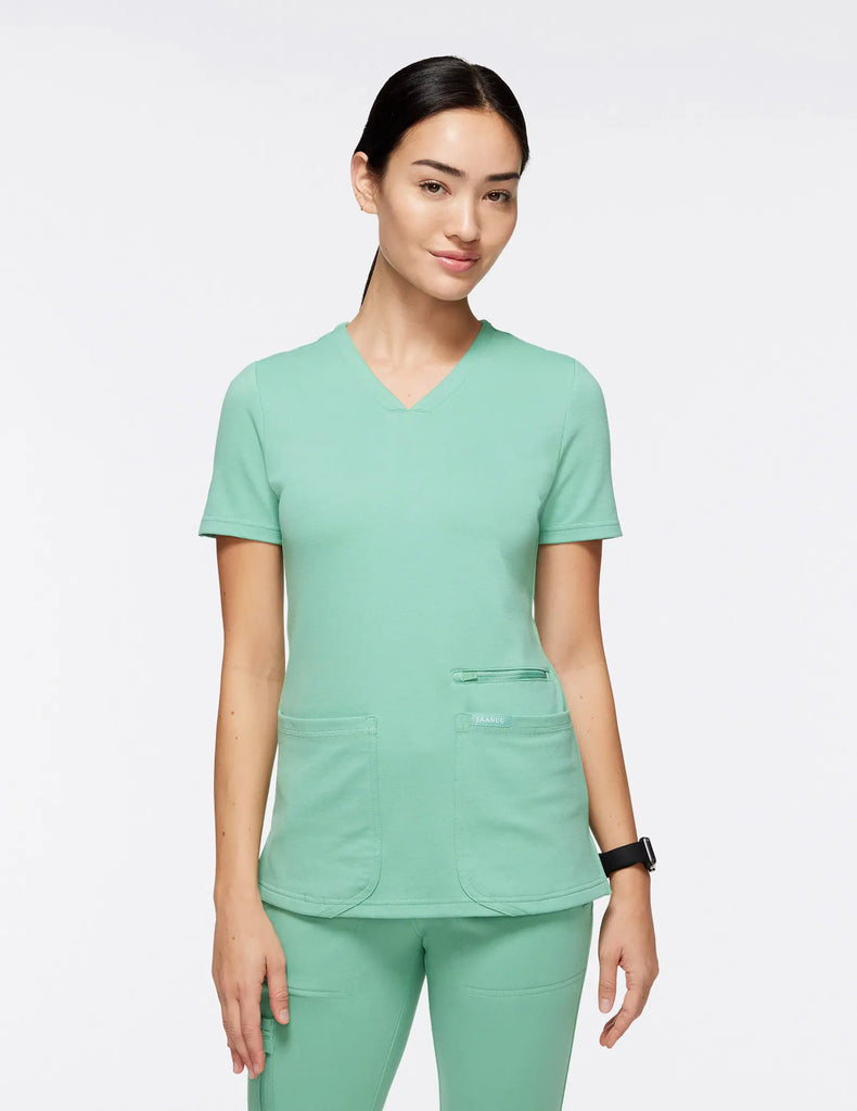 Jaanuu Scrubs Women's 4-Pocket V-Neck Scrub Top Jade | scrub-supply.com