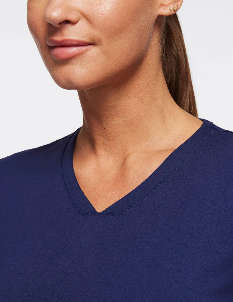 Jaanuu Scrubs Women's 4-Pocket V-Neck Scrub Top Navy | scrub-supply.com