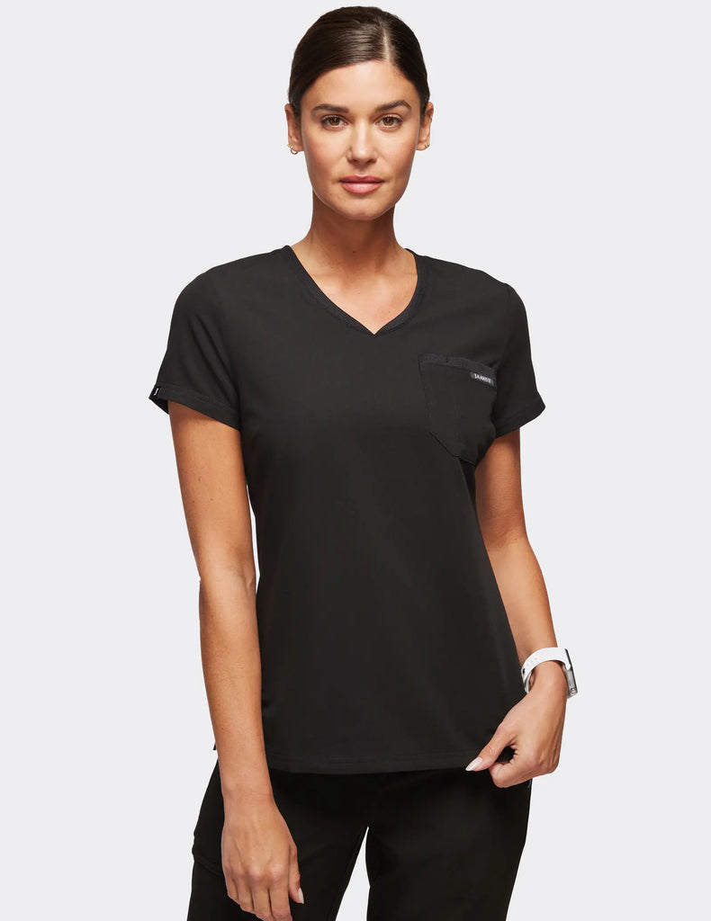 Jaanuu Scrubs Women's 2-Pocket Tuck-In Scrub Top Black | scrub-supply.com