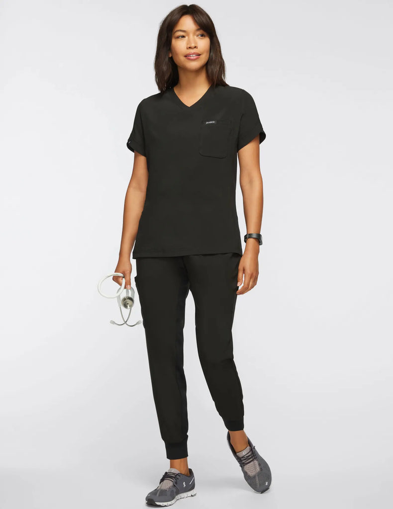 Jaanuu Scrubs Women's Performance V-Neck Scrub Top Black | scrub-supply.com