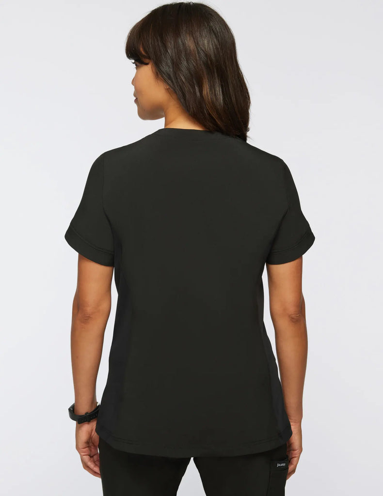 Jaanuu Scrubs Women's Performance V-Neck Scrub Top Black | scrub-supply.com