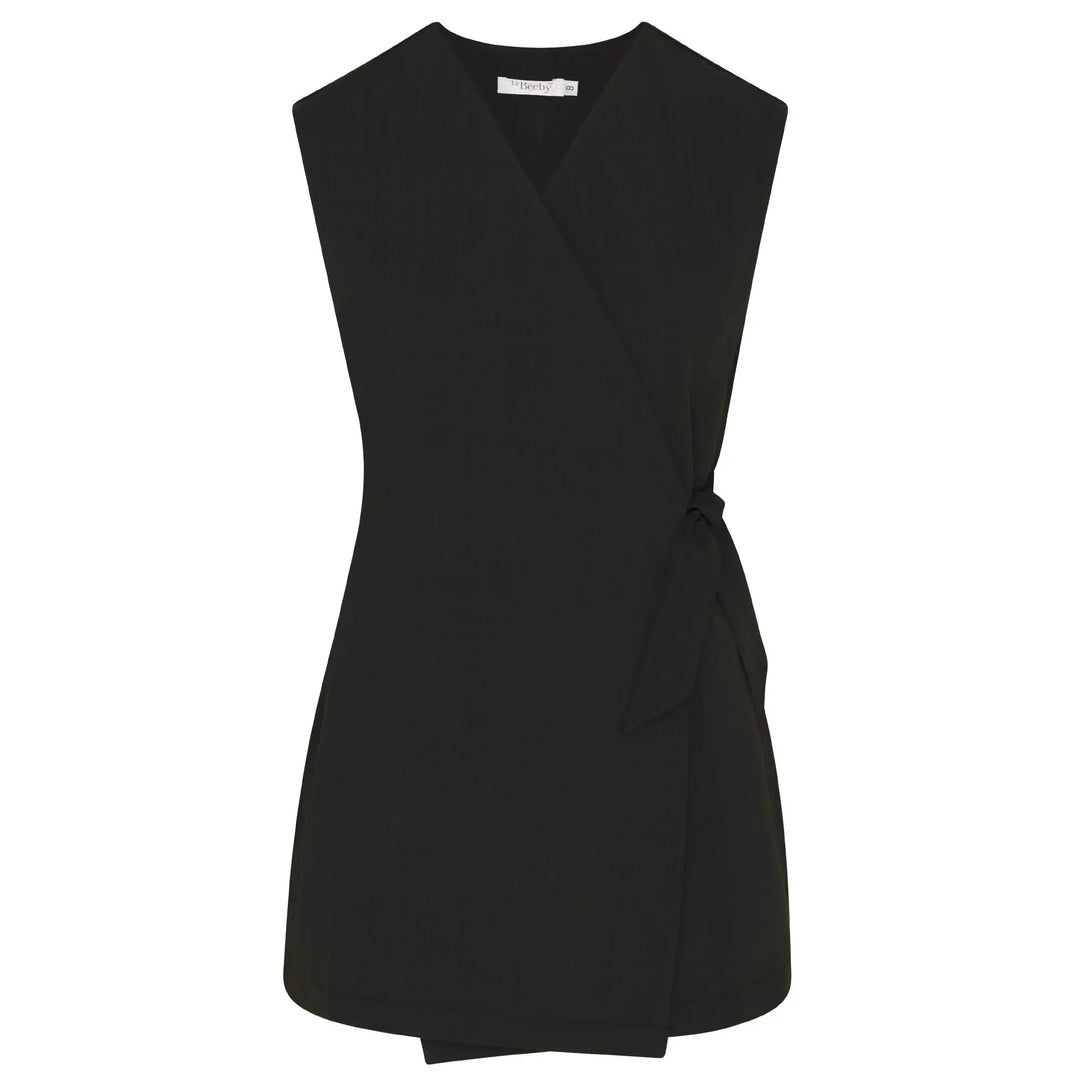 La Beeby Scrubs Women's Amie Top Black | scrub-supply.com