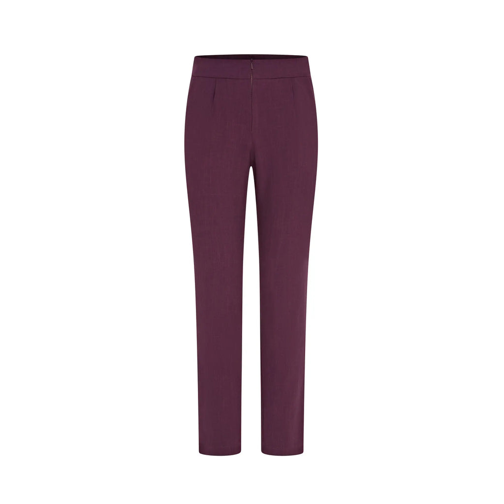 La Beeby Scrubs Women's Ila Pants Plum | scrub-supply.com