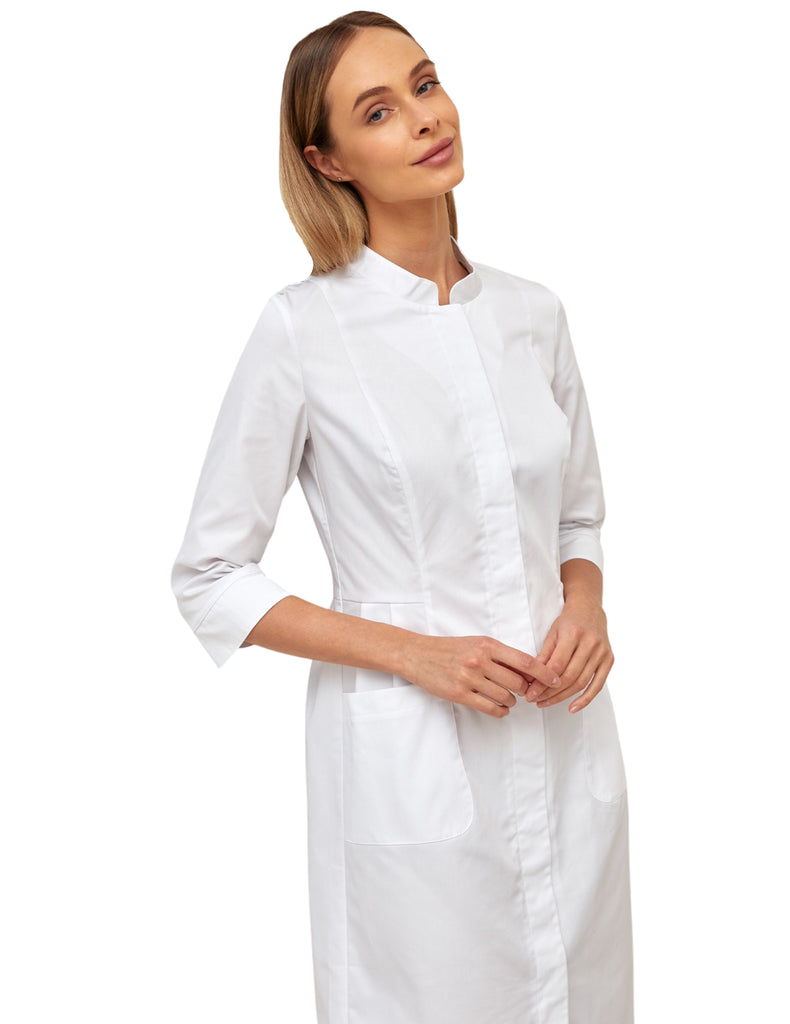 Treat in Style Scrubs Women's Elegant Lab Coat White | scrub-supply.com