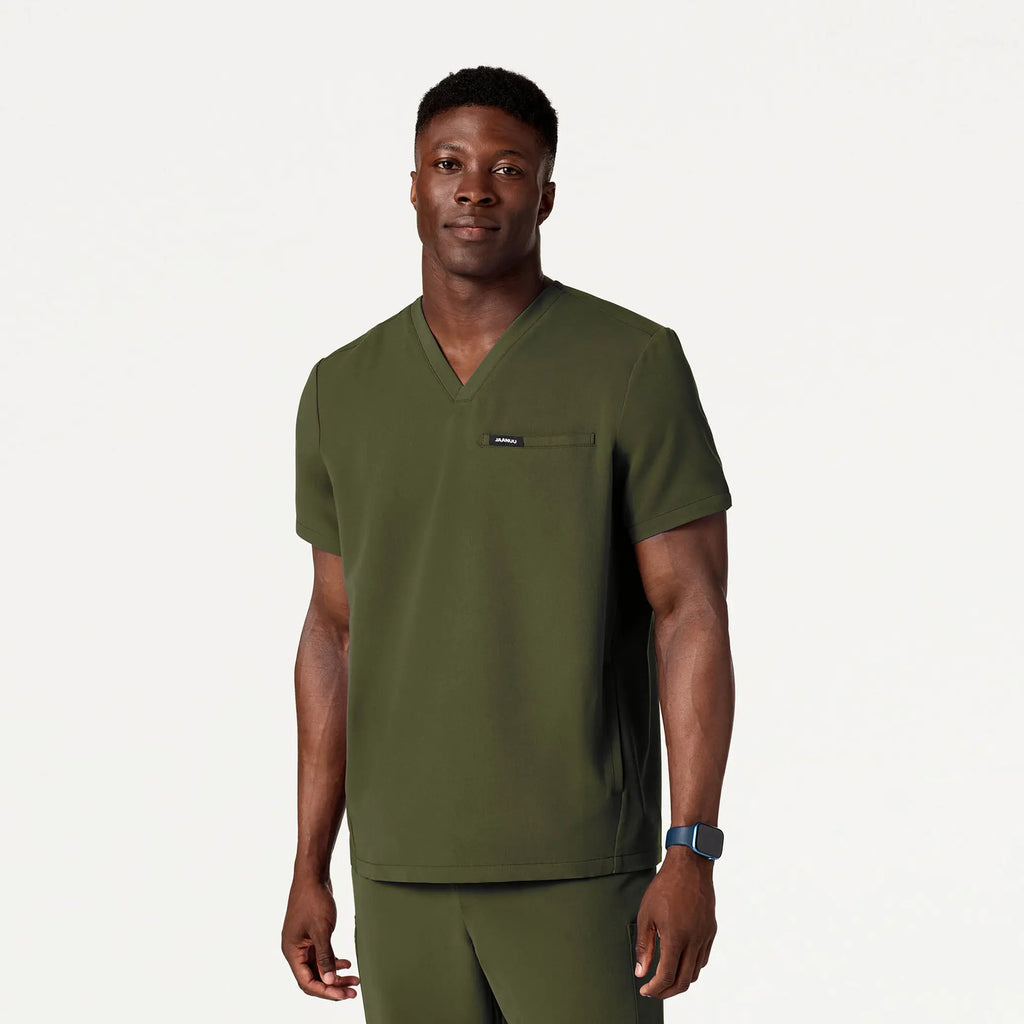 Jaanuu Scrubs Men's Platt 3-Pocket Scrub Top Olive | scrub-supply.com