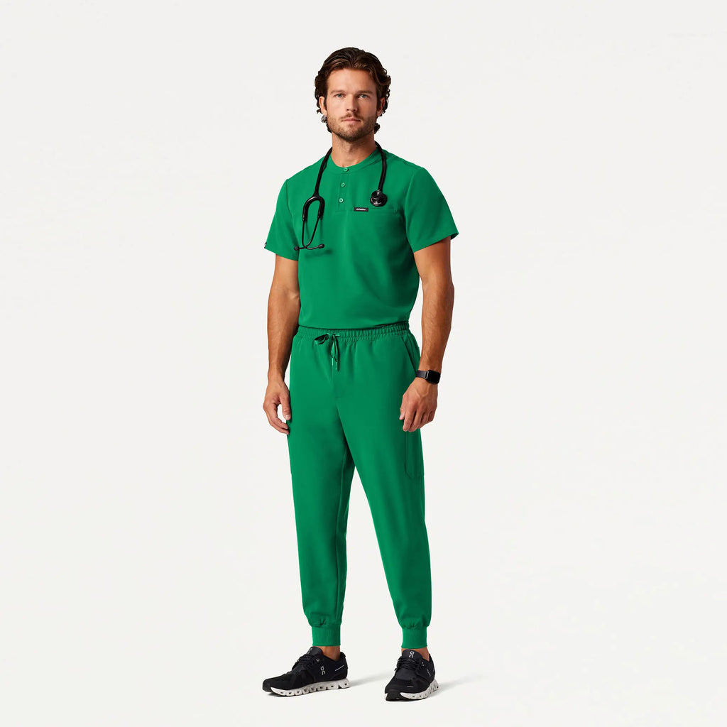 Jaanuu Scrubs Men's Osmo 8-Pocket Scrub Jogger Emerald Green | scrub-supply.com