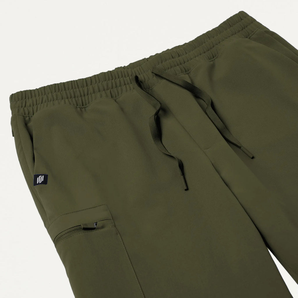 Jaanuu Scrubs Men's Osmo 8-Pocket Scrub Jogger Olive | scrub-supply.com