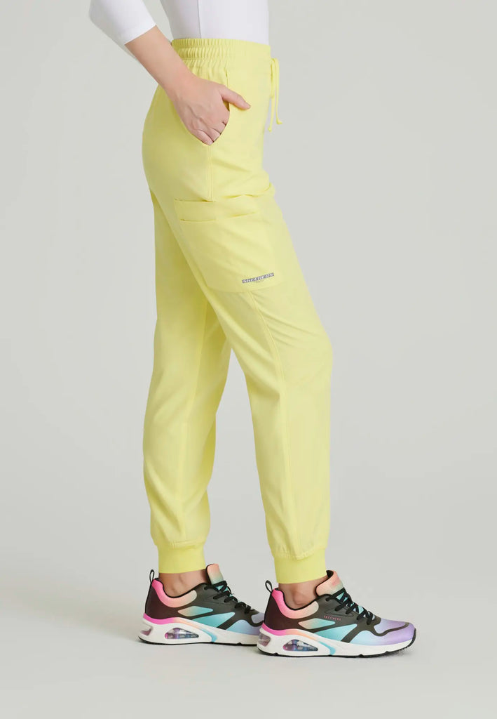 Barco Scrubs Women's Theory Jogger White | scrub-supply.com