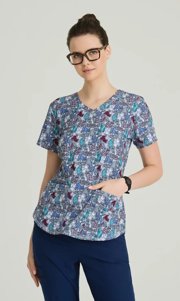 Skechers by Barco Scrubs Women's Essence Top Perr Pattern | scrub-supply.com
